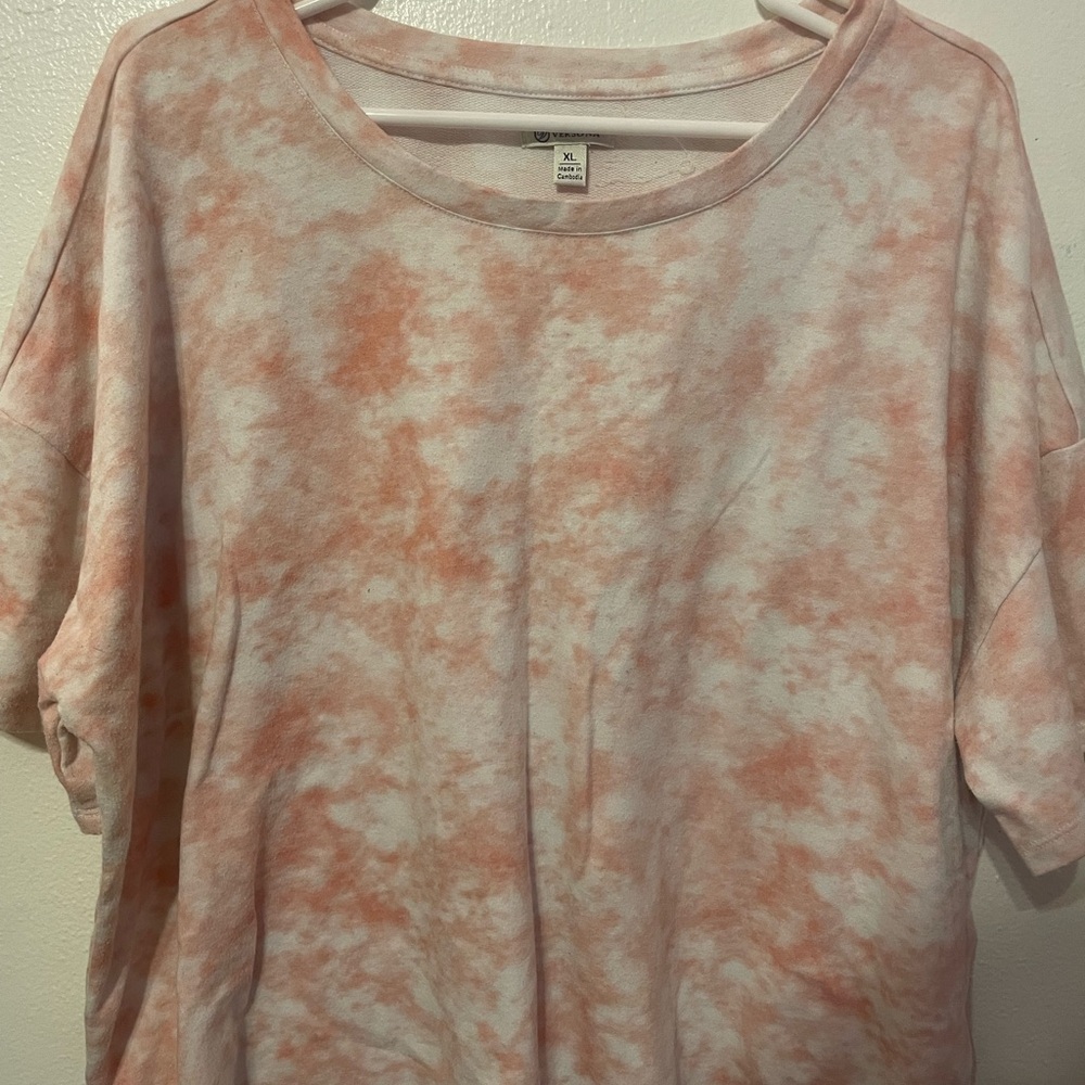 Versona Short Sleeve Tie-Dye Tee - Peach and White